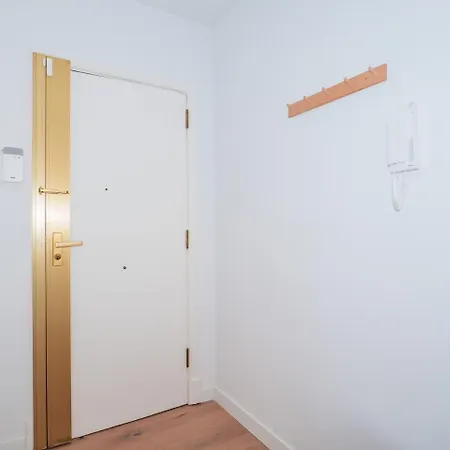 Gran Via 47 By Ybh Vigo